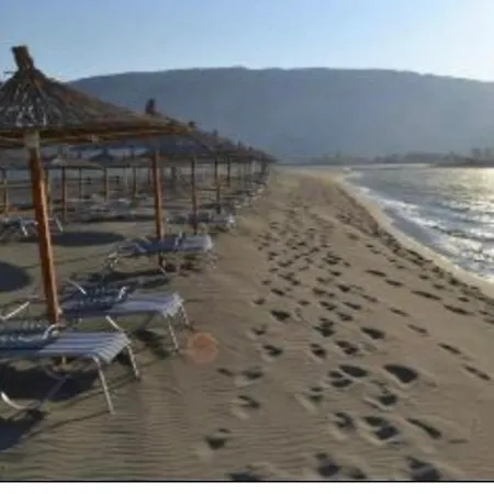 Private Seaside In Grand Europa Complex Апартаменты *